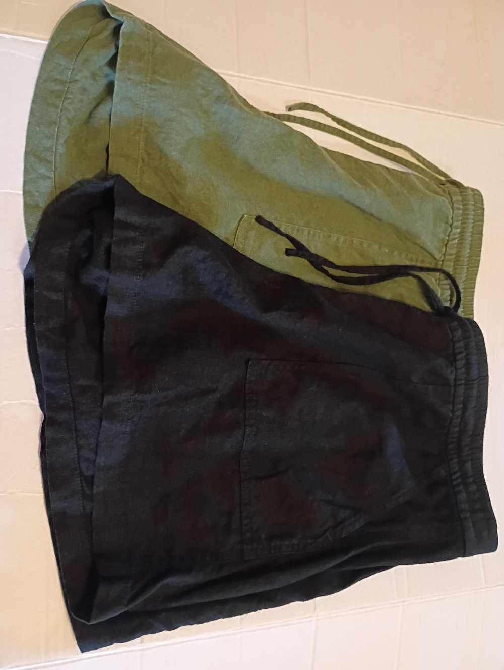2 Pr J. Crew Women's Drawstring Hybrid Shorts in Black and Olive Sz L